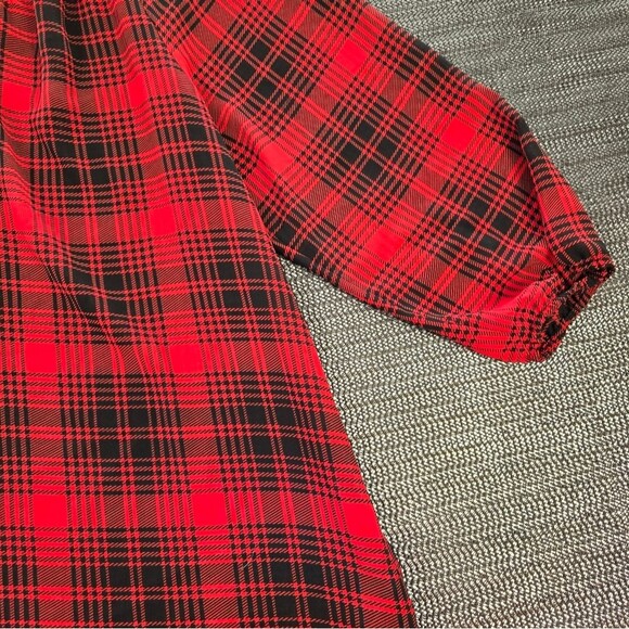 Women's Size Large Chaps Denim 3/4 Sleeve 5 Button Pull Over Blouse - Picture 6 of 12